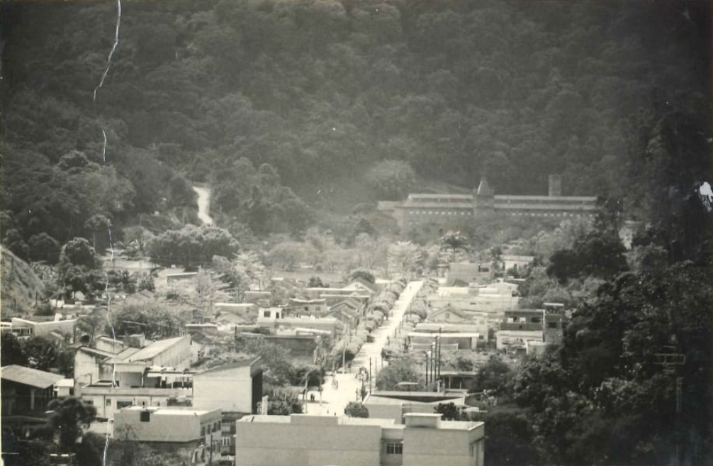 Capa do álbum Imagens Históricas